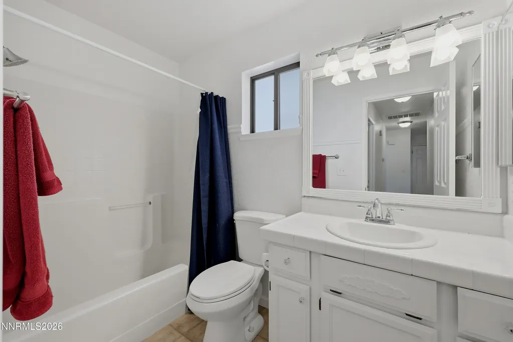 247 Woodlake Dayton NV 89403