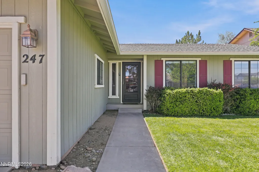 247 Woodlake Dayton NV 89403