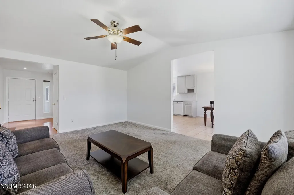 247 Woodlake Dayton NV 89403
