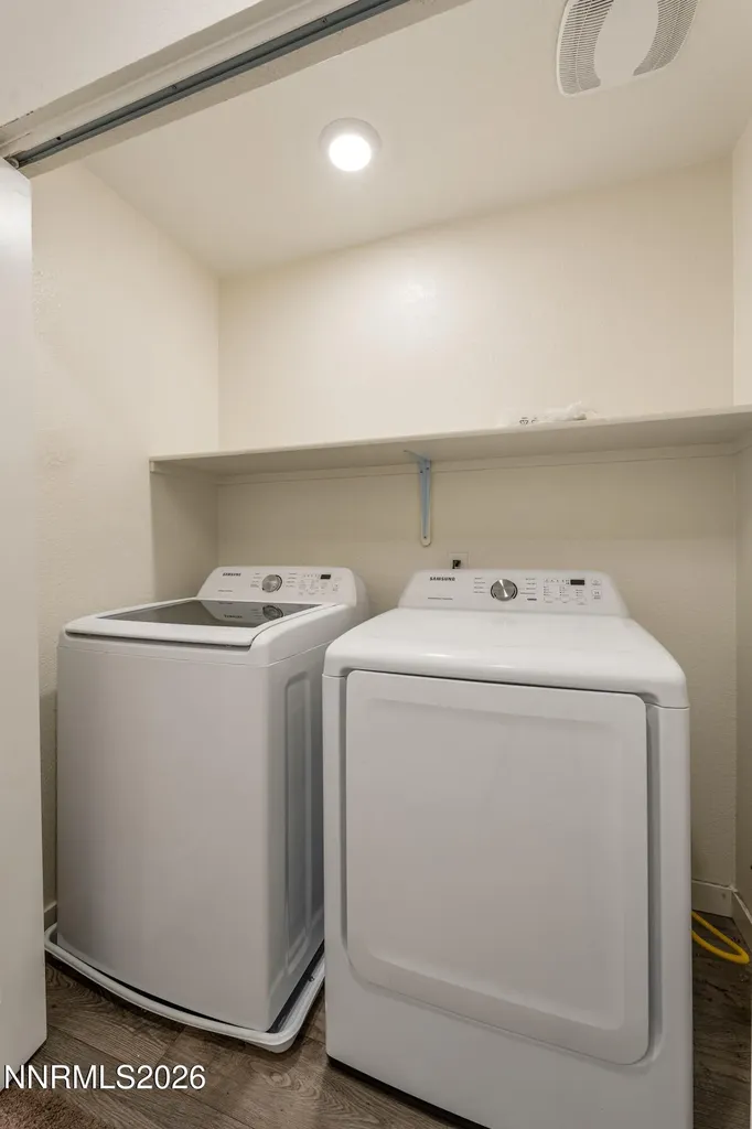 8821 Sky Wind Reno NV 89506
