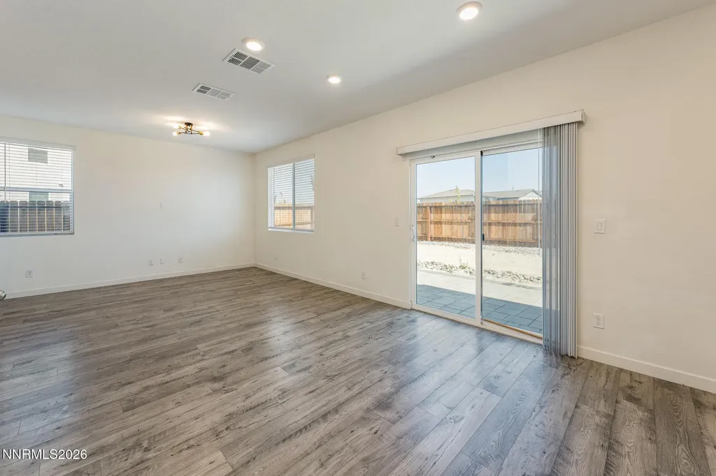 8821 Sky Wind Reno NV 89506