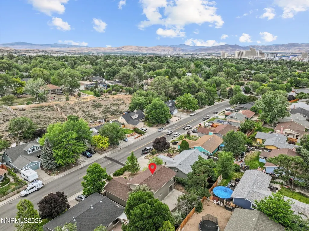 1855 Severn Reno NV 89503