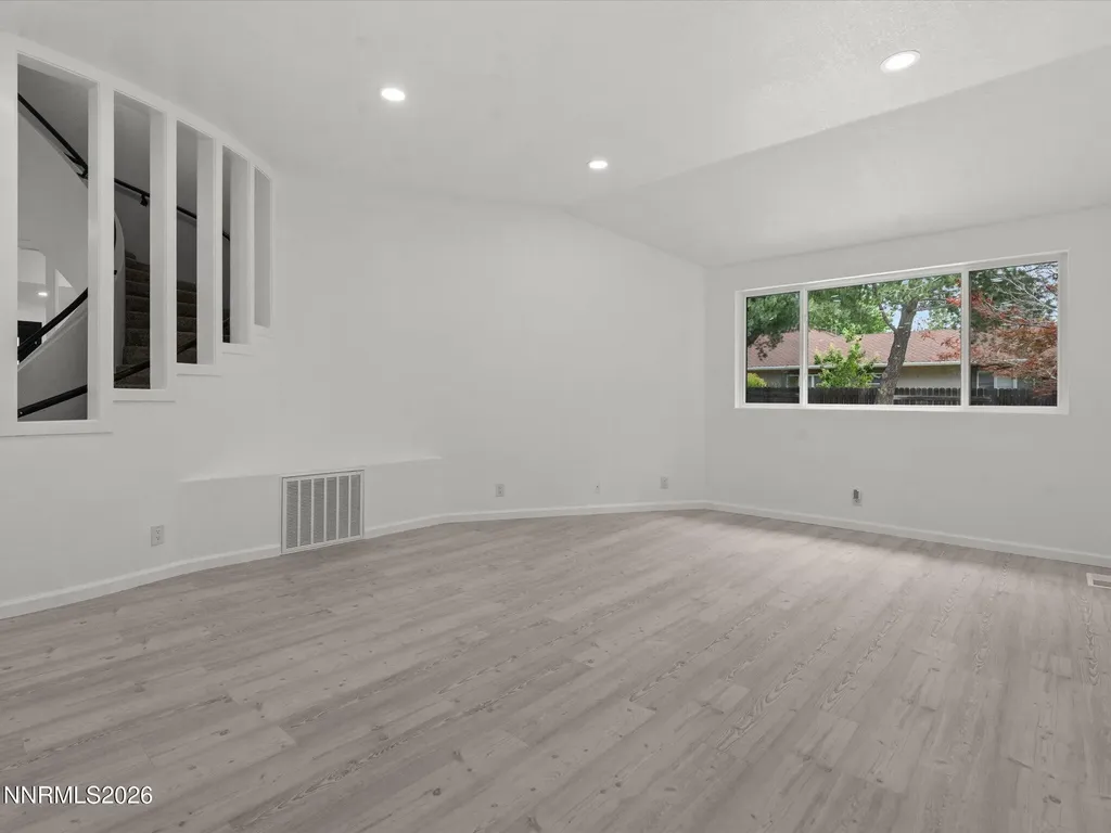 1027 Spencer Carson City NV 89703