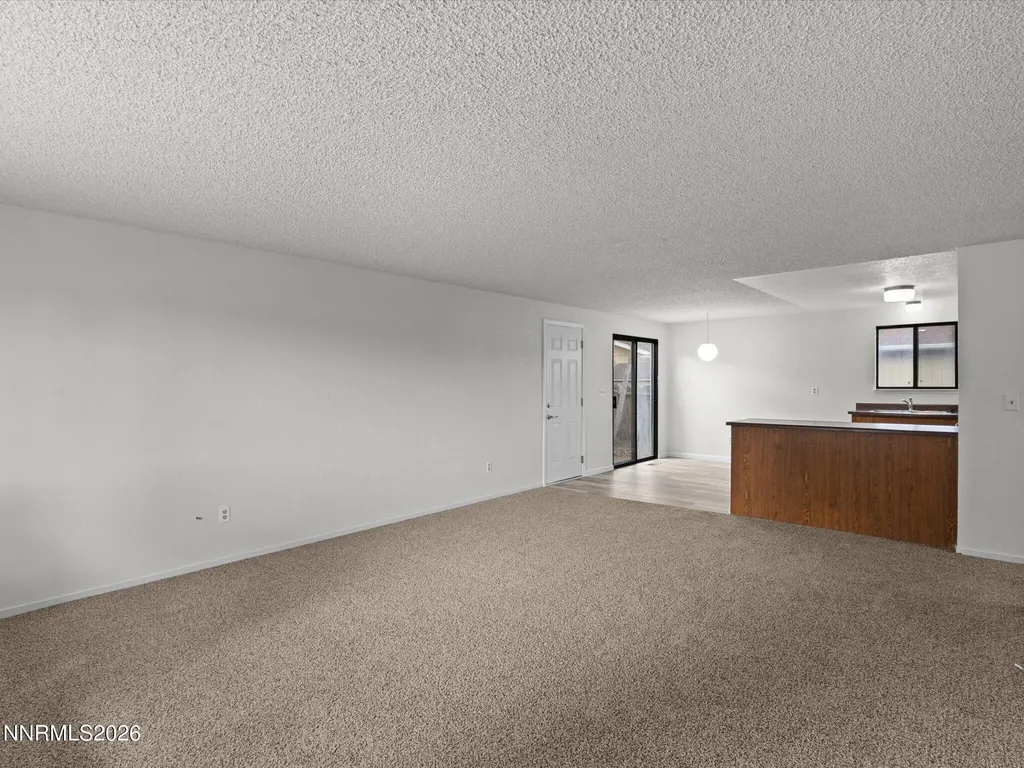 1352 Kimmerling Gardnerville NV 89460