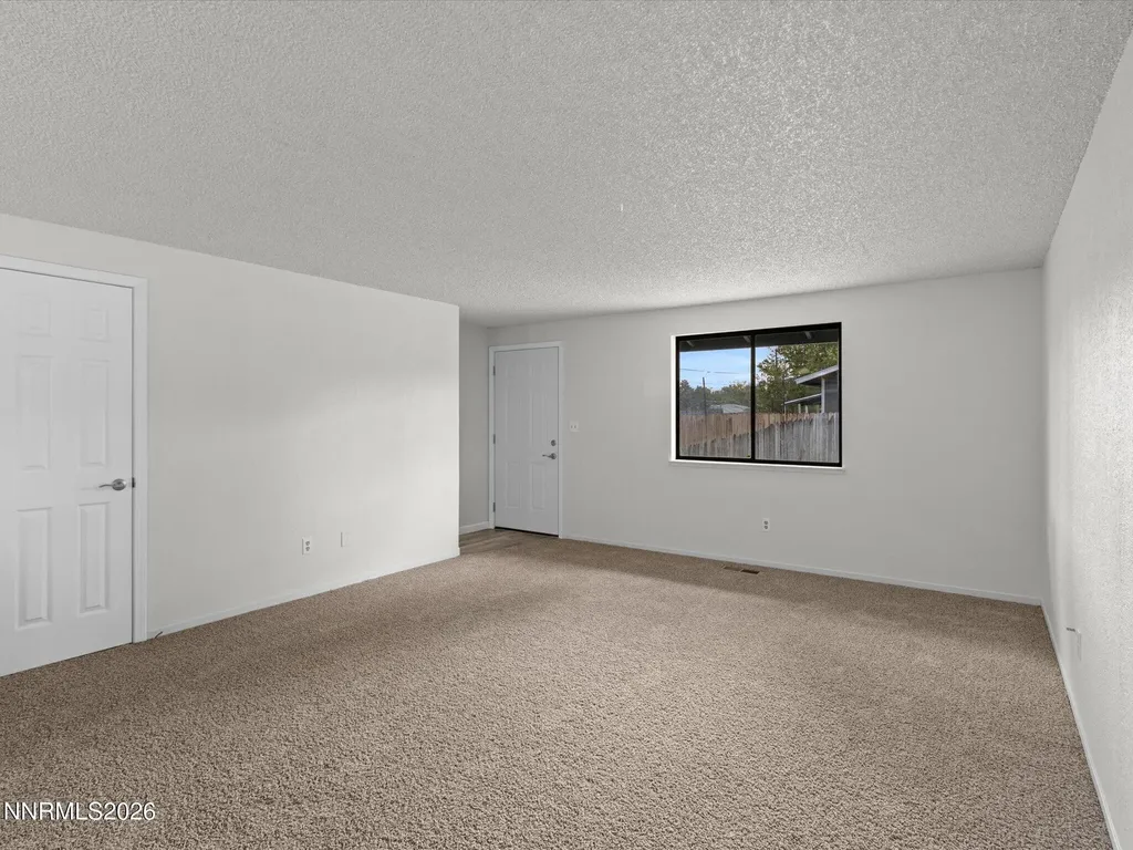 1352 Kimmerling Gardnerville NV 89460