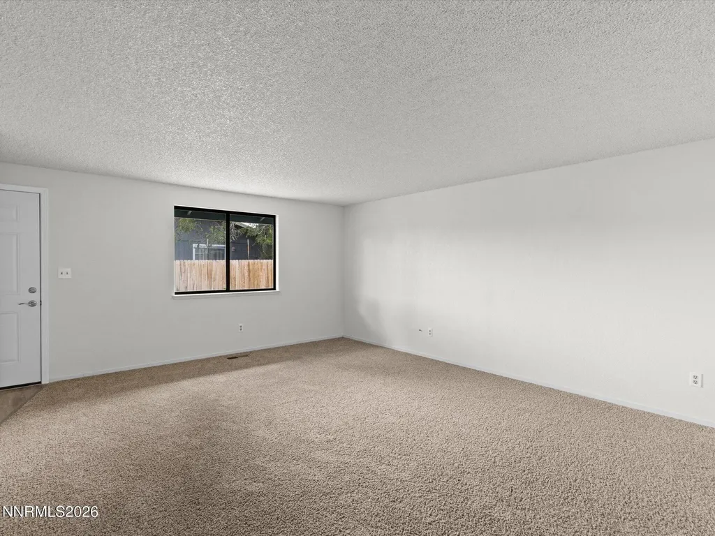 1352 Kimmerling Gardnerville NV 89460