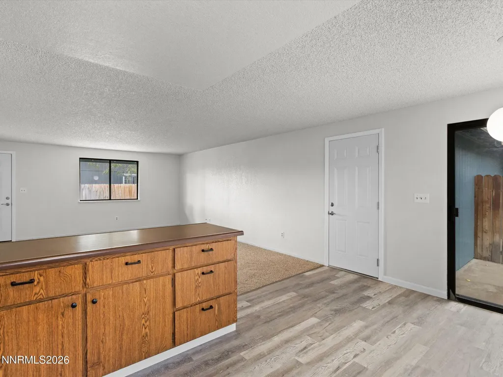 1352 Kimmerling Gardnerville NV 89460