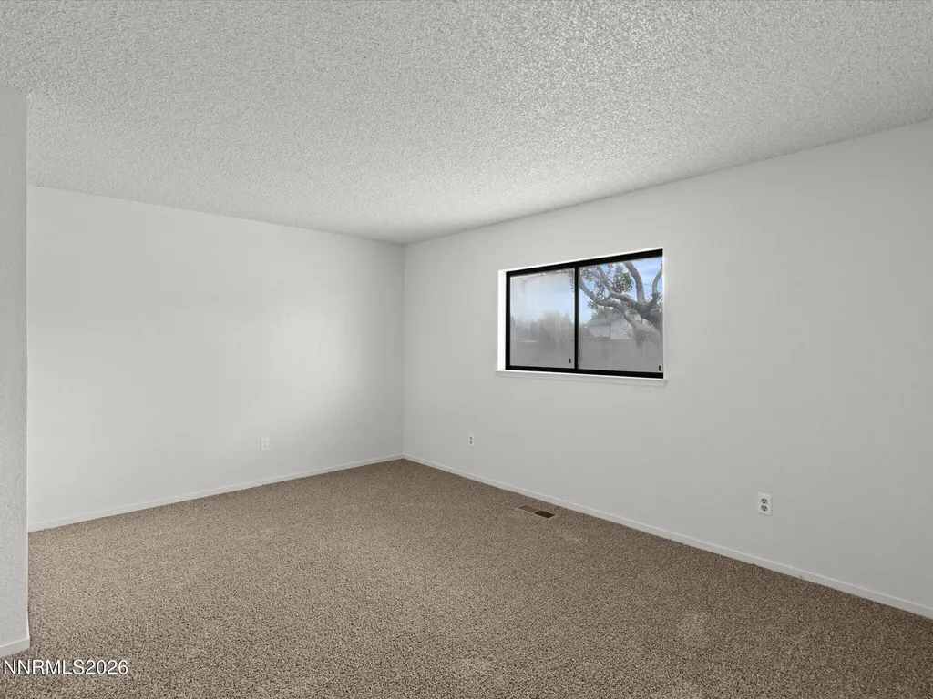 1352 Kimmerling Gardnerville NV 89460