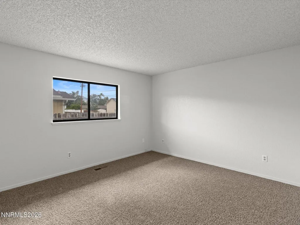 1352 Kimmerling Gardnerville NV 89460
