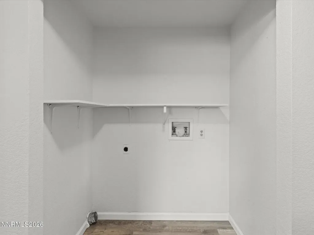 1352 Kimmerling Gardnerville NV 89460
