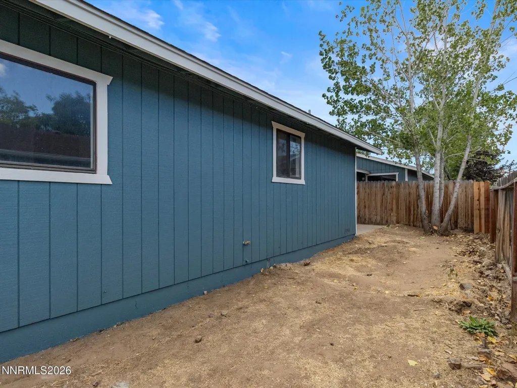 1352 Kimmerling Gardnerville NV 89460