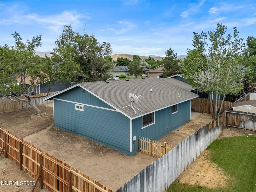 1352 Kimmerling Gardnerville NV 89460