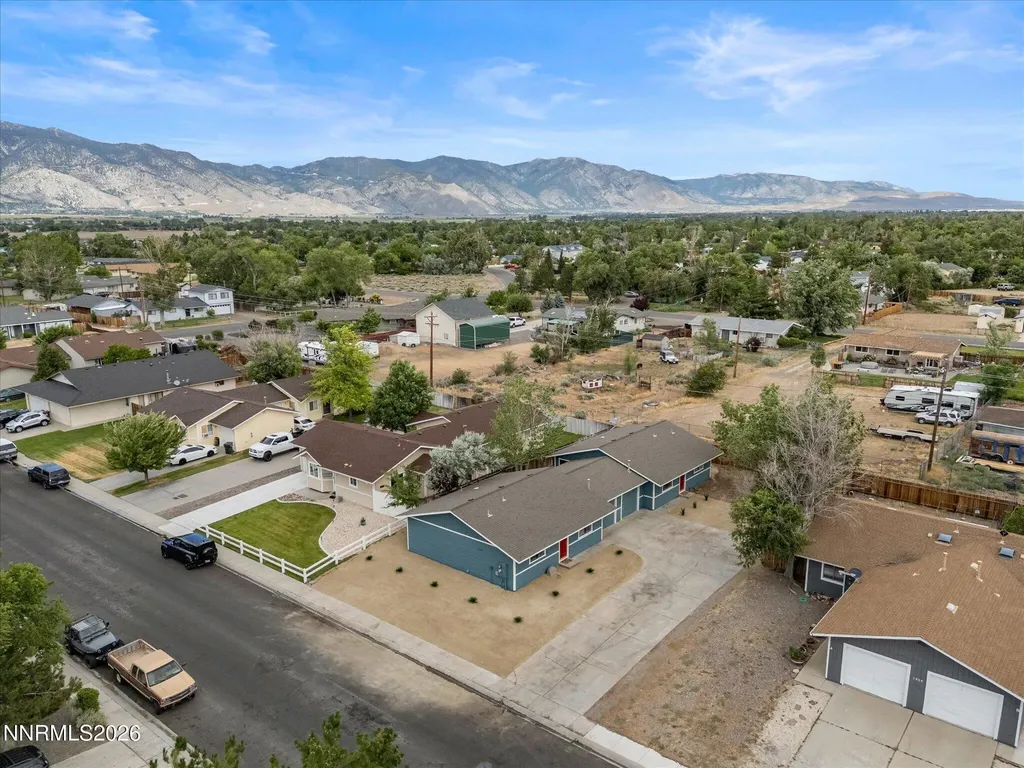 1352 Kimmerling Gardnerville NV 89460