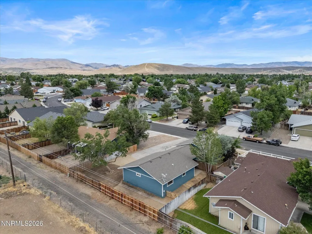 1352 Kimmerling Gardnerville NV 89460