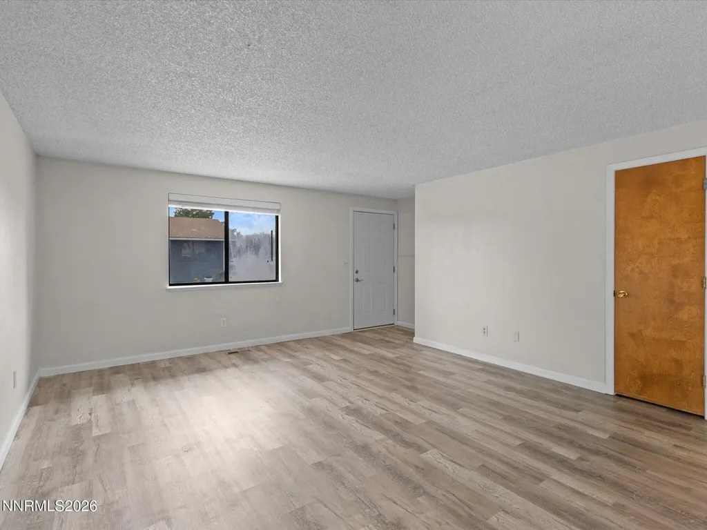 1352 Kimmerling Gardnerville NV 89460