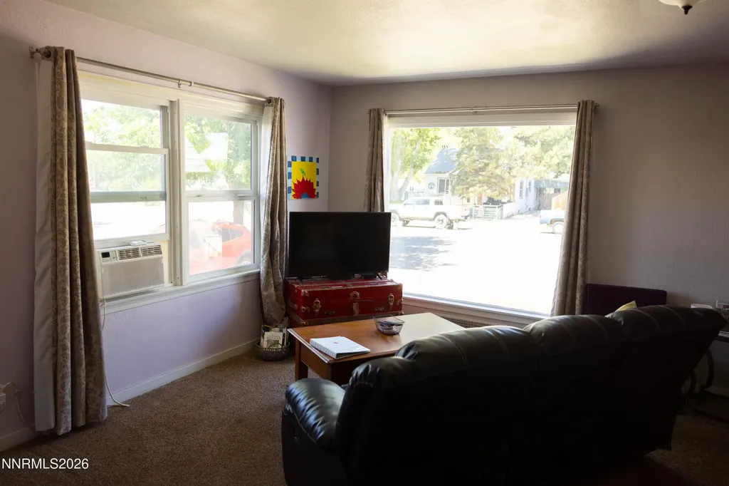450 Mizpah Winnemucca NV 89445