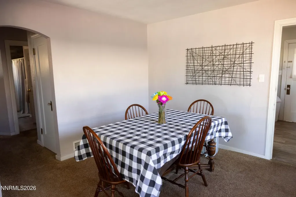 450 Mizpah Winnemucca NV 89445