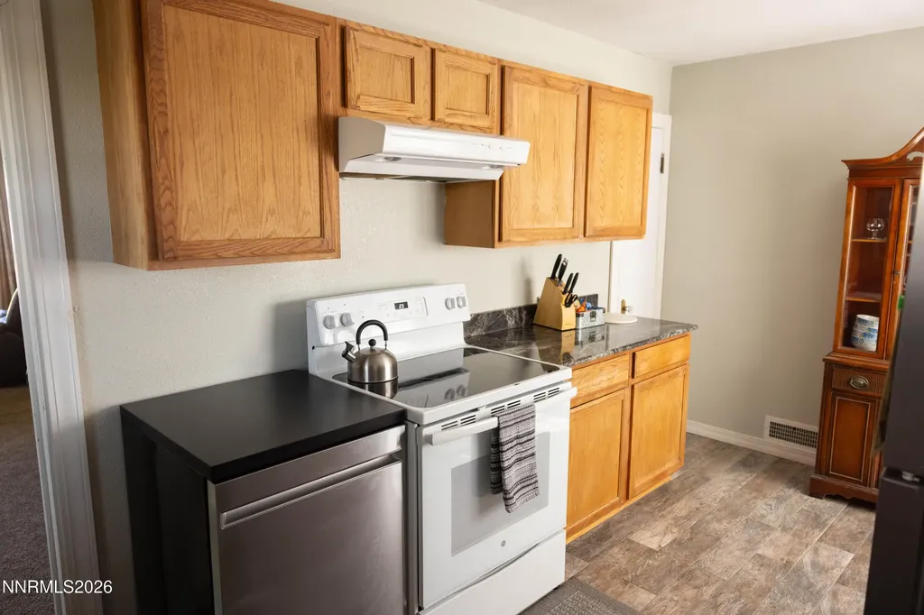 450 Mizpah Winnemucca NV 89445