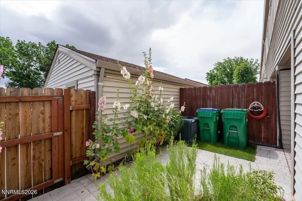 13890 Lear Reno NV 89506