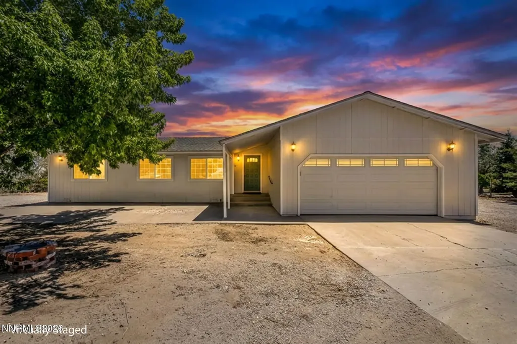 10600 Silver Spur Reno NV 89508