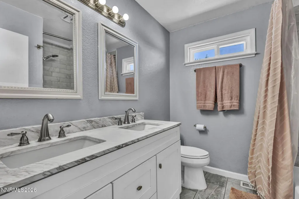 10600 Silver Spur Reno NV 89508