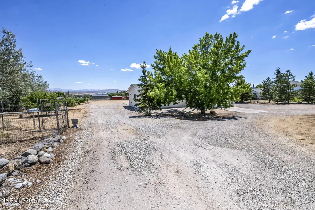 10600 Silver Spur Reno NV 89508