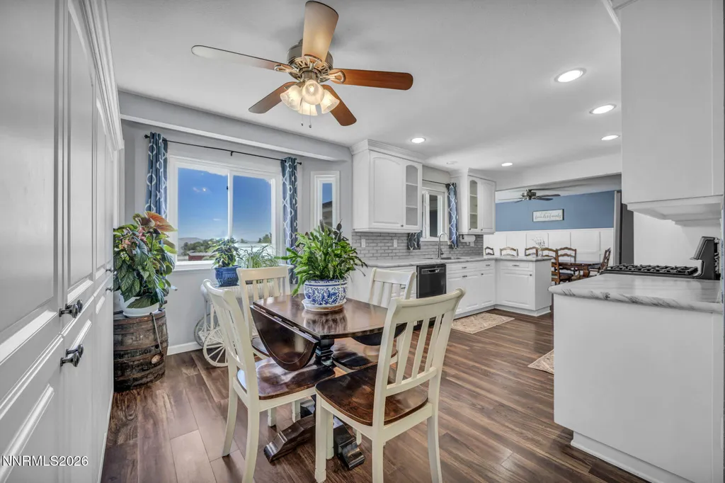10600 Silver Spur Reno NV 89508