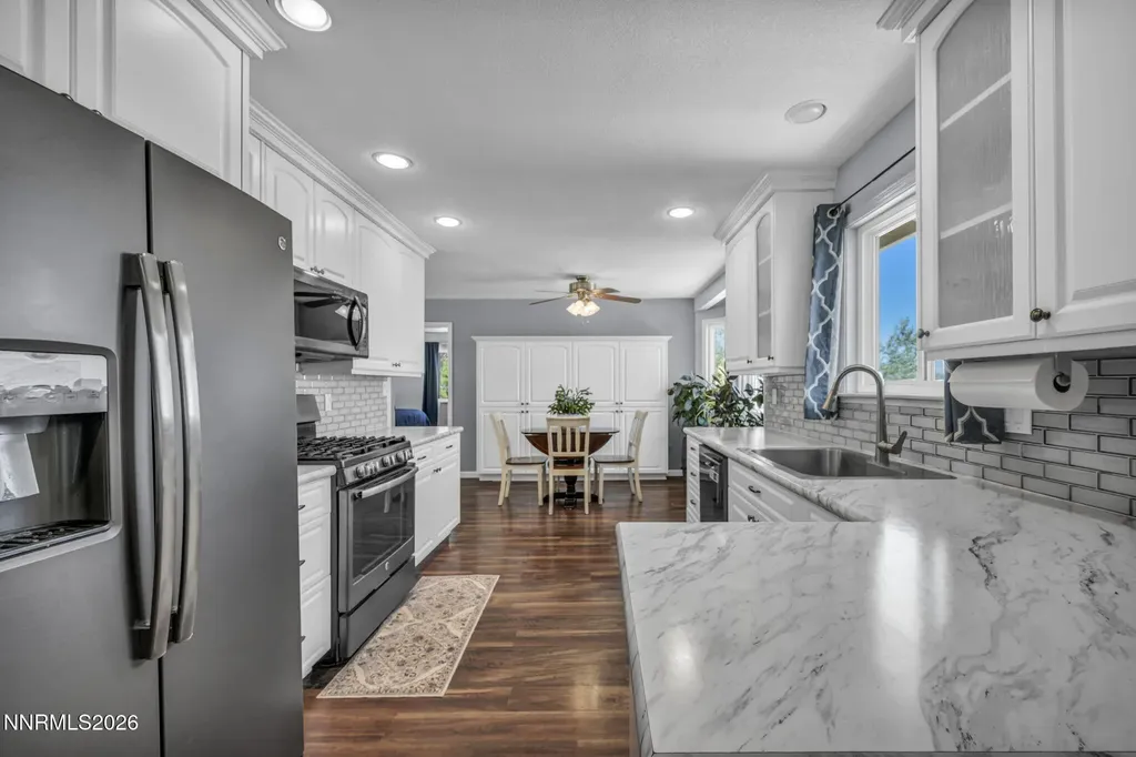 10600 Silver Spur Reno NV 89508