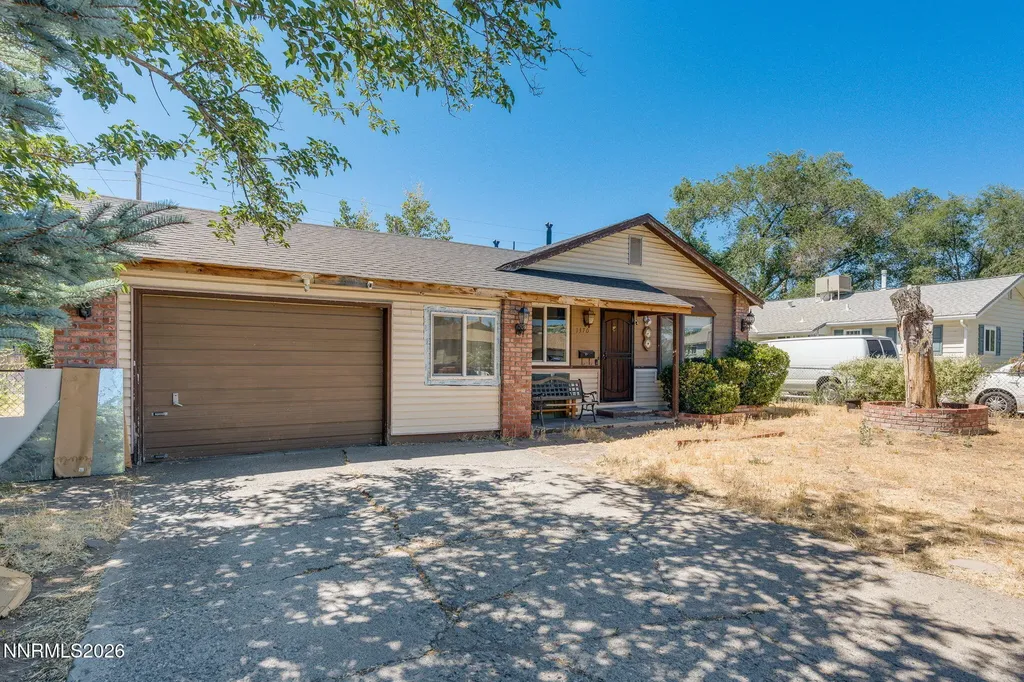 1370 Castle Reno NV 89512