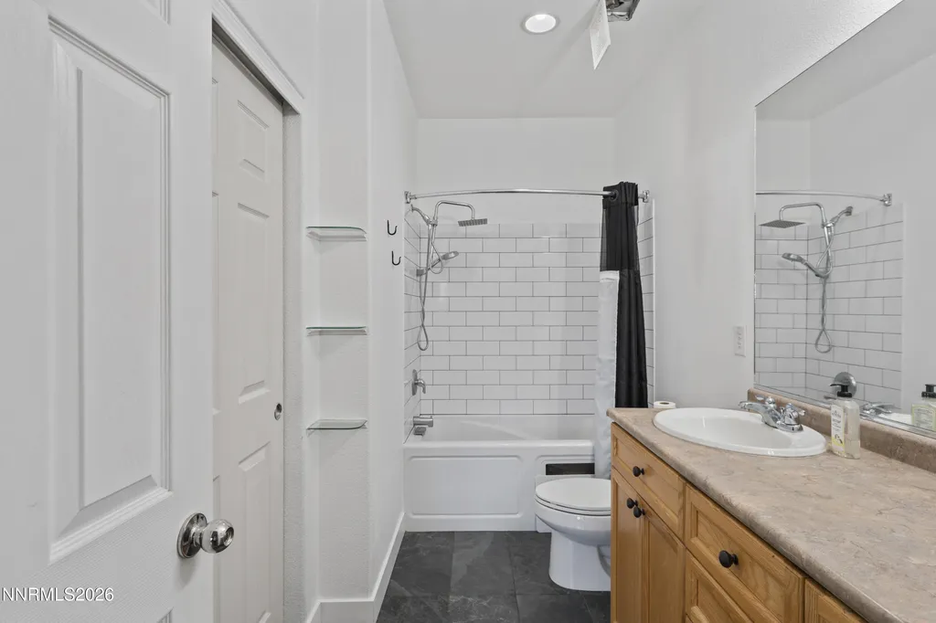 3086 Sterling Ridge Sparks NV 89431