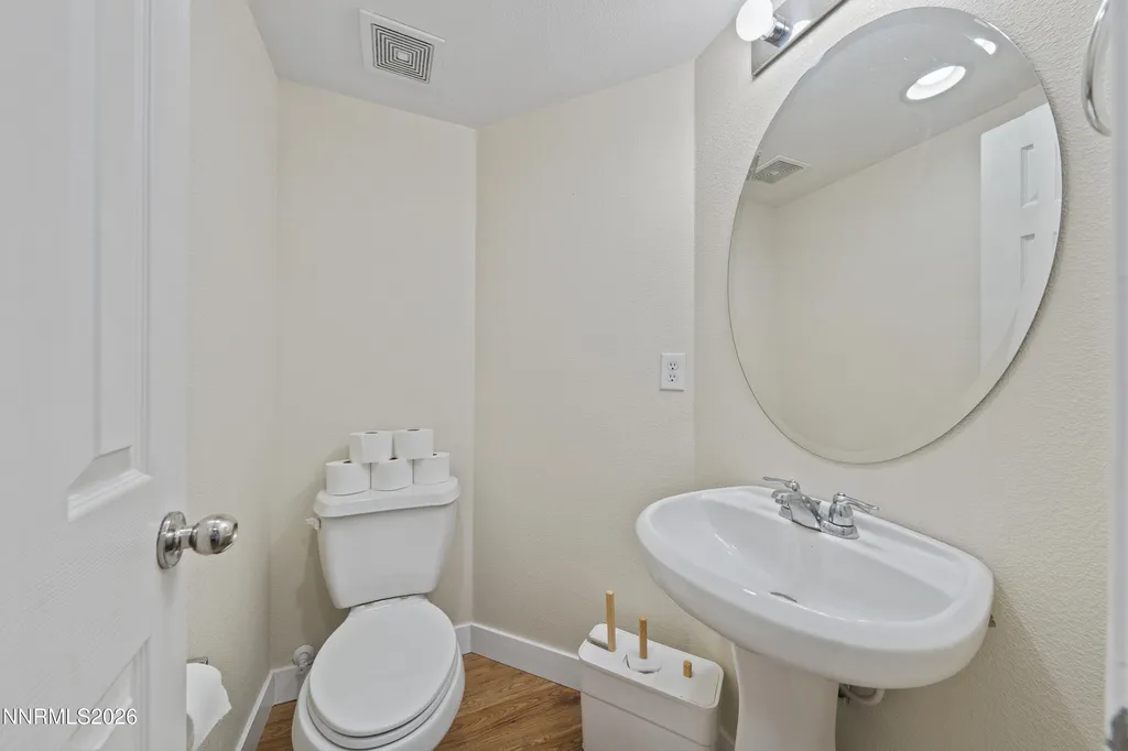 3086 Sterling Ridge Sparks NV 89431