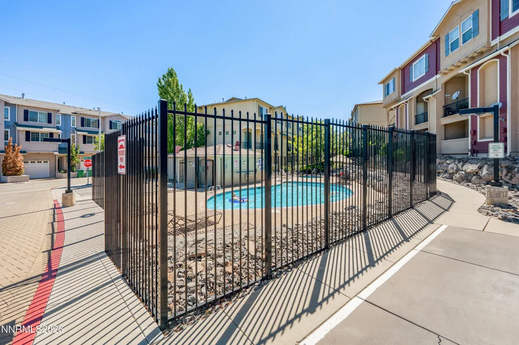 3086 Sterling Ridge Sparks NV 89431