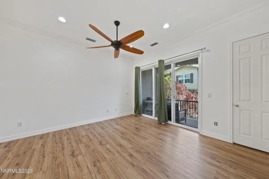 3086 Sterling Ridge Sparks NV 89431