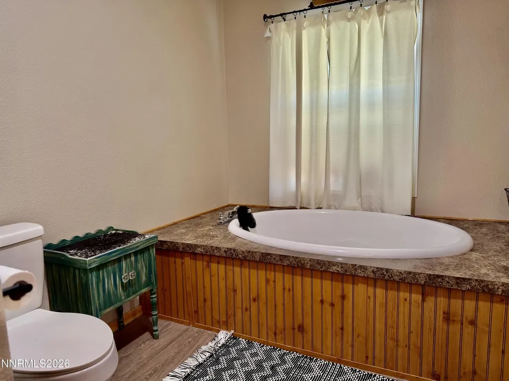 7990 Sunset Winnemucca NV 89445