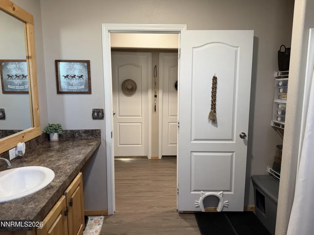 7990 Sunset Winnemucca NV 89445
