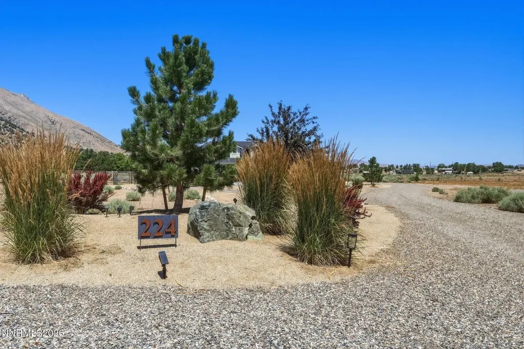 224 Angie Wellington NV 89444