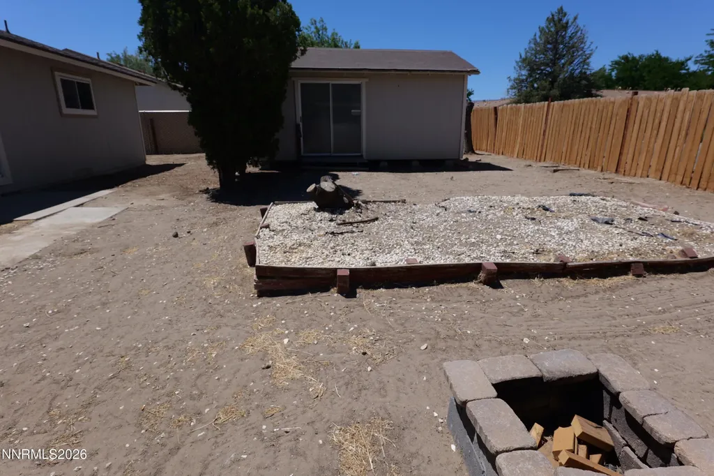 194 6th Fernley NV 89408
