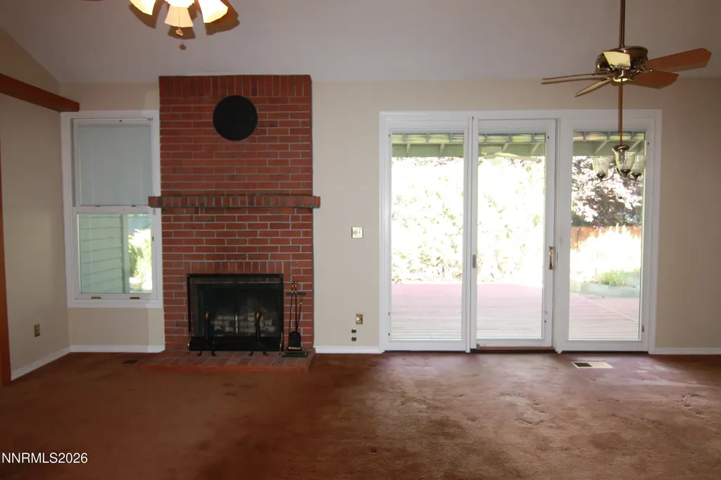 6312 Meadow Creek Reno NV 89519