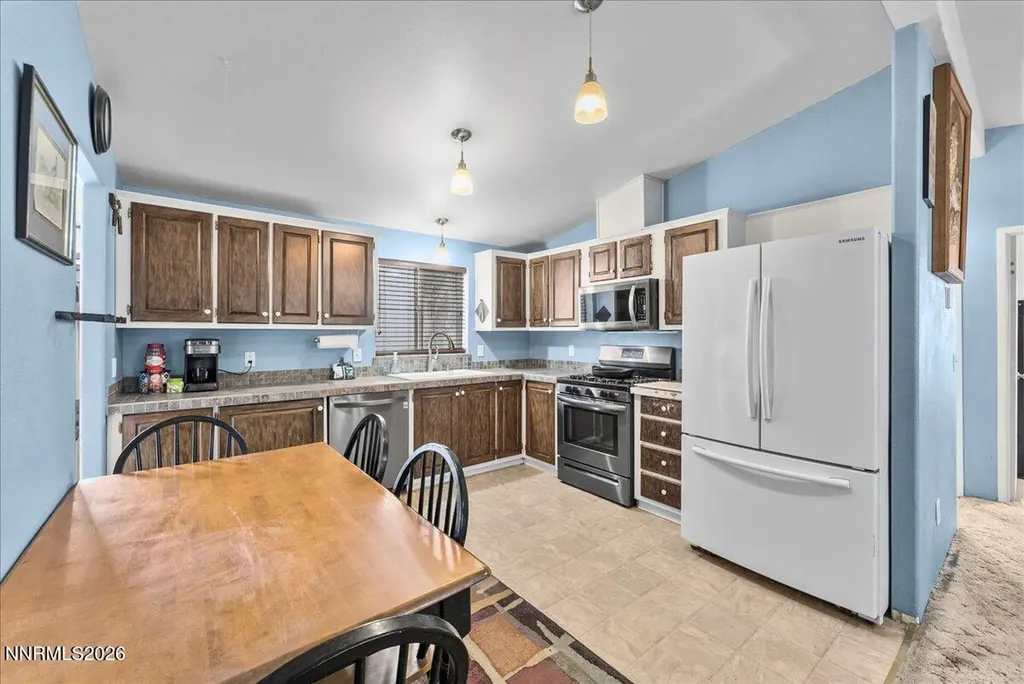 980 Villa Fernley NV 89408
