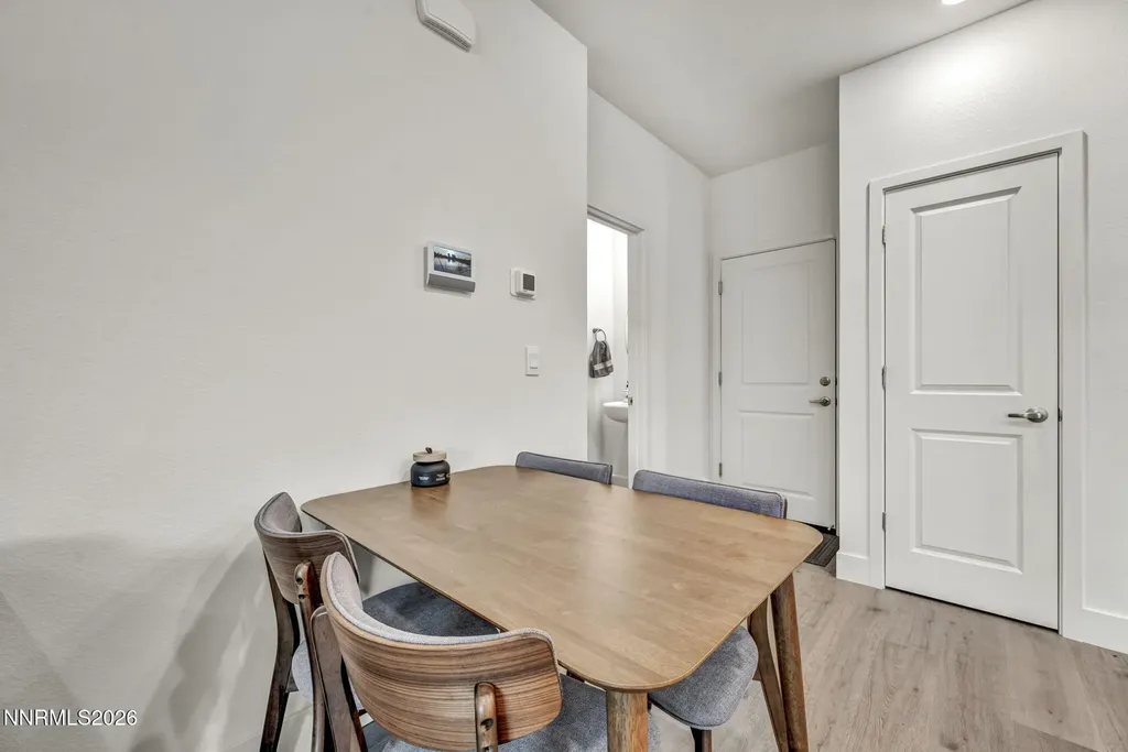 5882 Grand Row Reno NV 89523