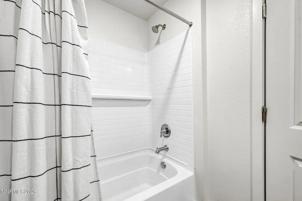 5882 Grand Row Reno NV 89523