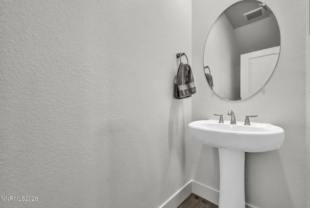 5882 Grand Row Reno NV 89523