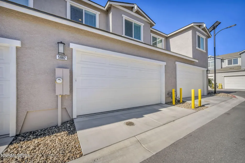5882 Grand Row Reno NV 89523