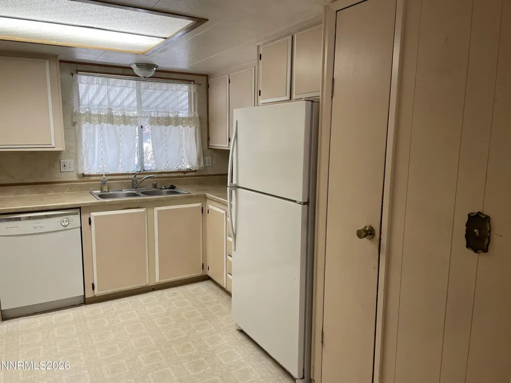 1236 Kingslane Gardnerville NV 89410