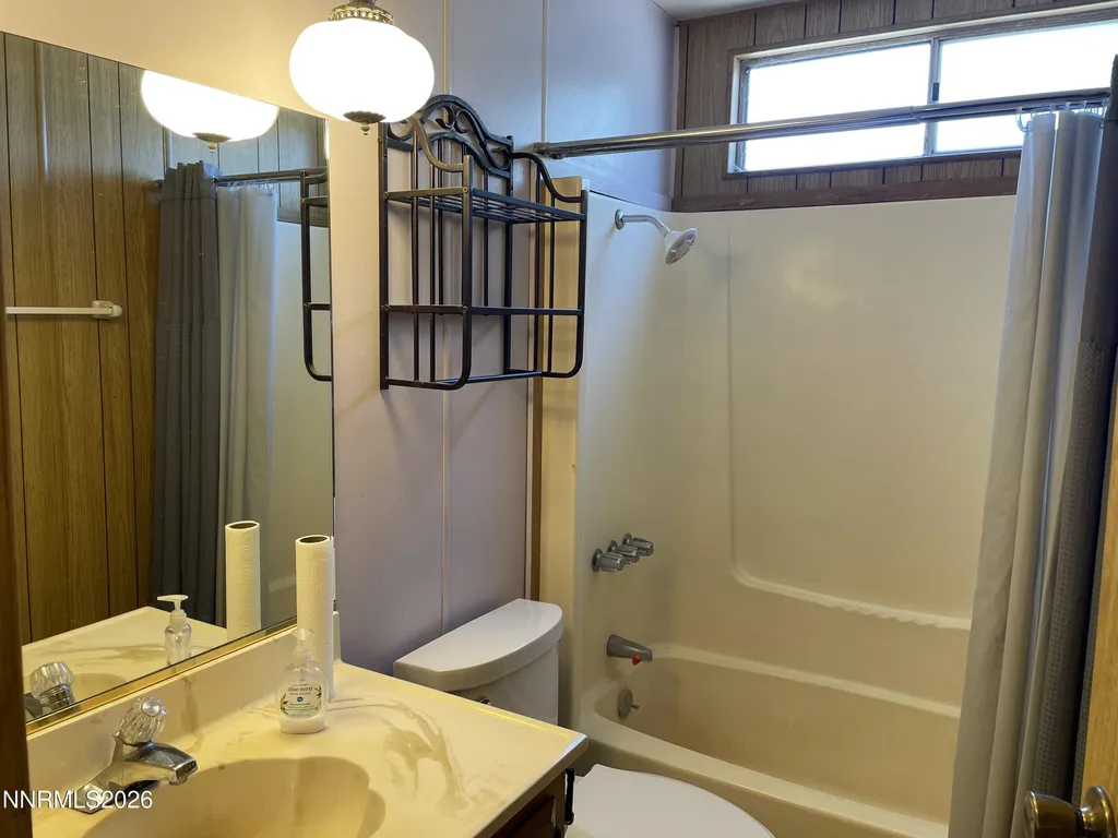 1236 Kingslane Gardnerville NV 89410