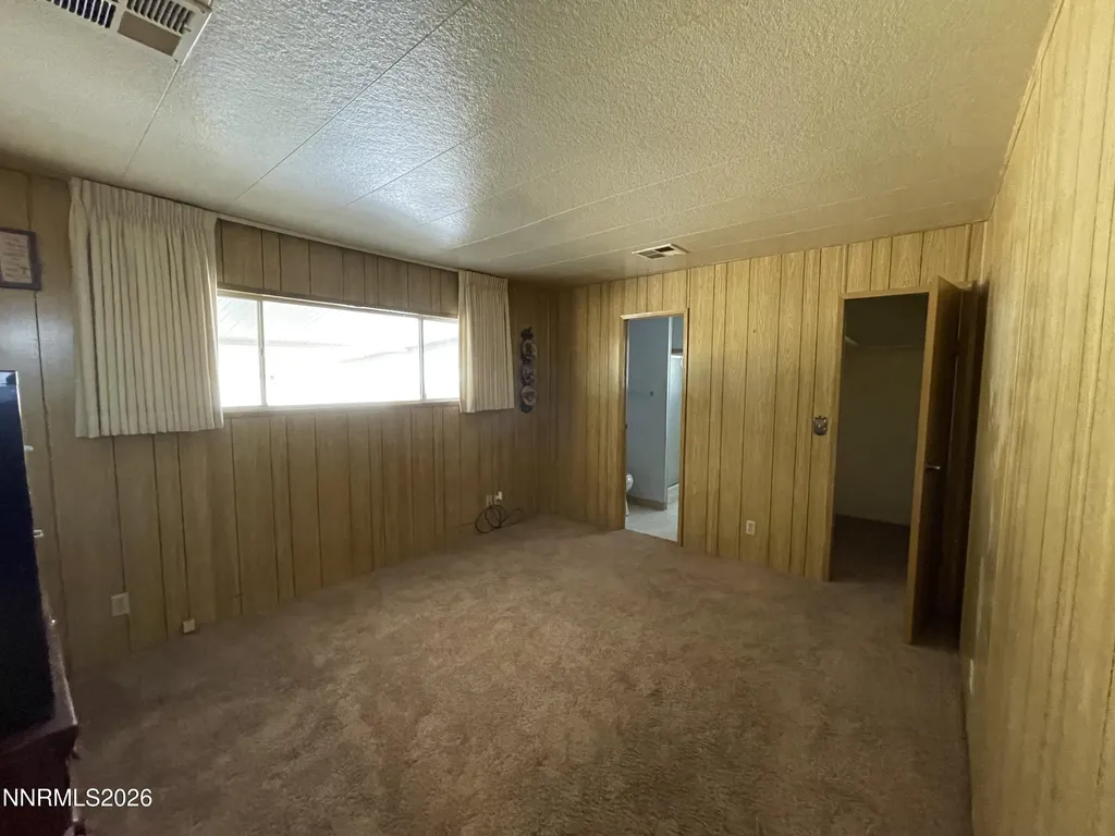 1236 Kingslane Gardnerville NV 89410