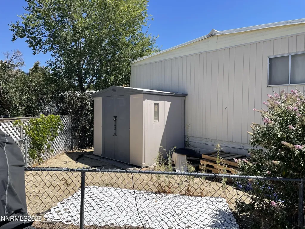1236 Kingslane Gardnerville NV 89410