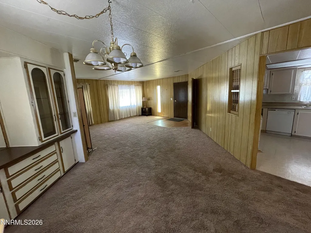 1236 Kingslane Gardnerville NV 89410