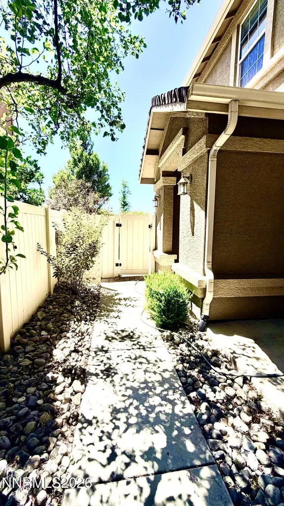 11015 Lamour Reno NV 89521
