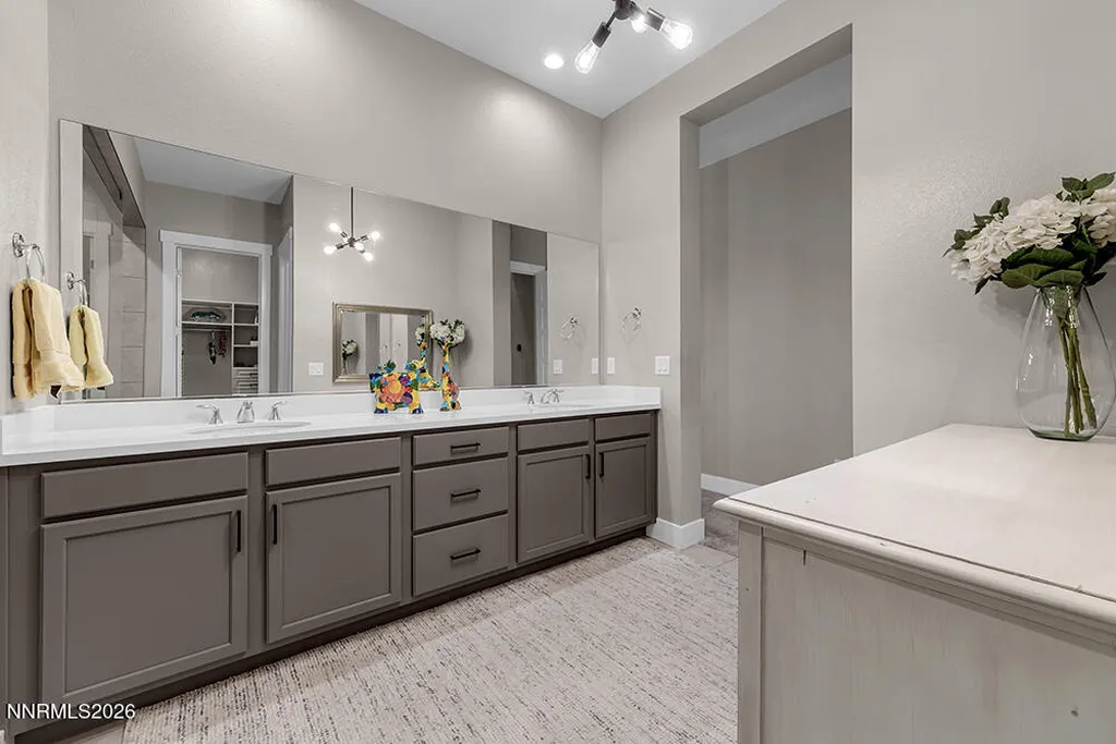 3037 Desert Olive Reno NV 89521